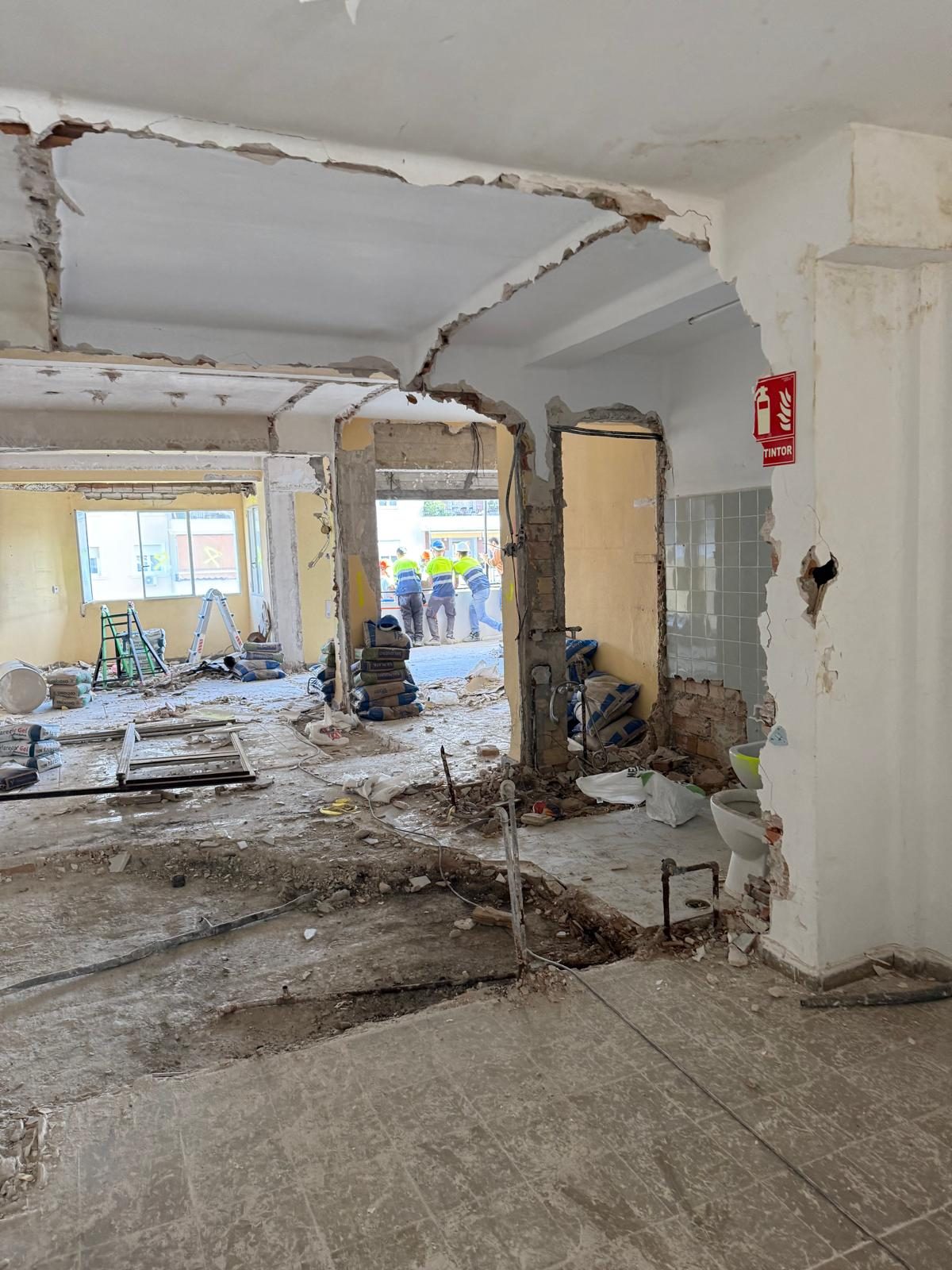 Vivienda en Sevilla durante la demolición, proyecto y obra de Senda